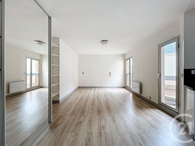 Appartement Studio à louer - 1 pièce - 30,97 m2 - Rueil Malmaison - 92 - ILE-DE-FRANCE