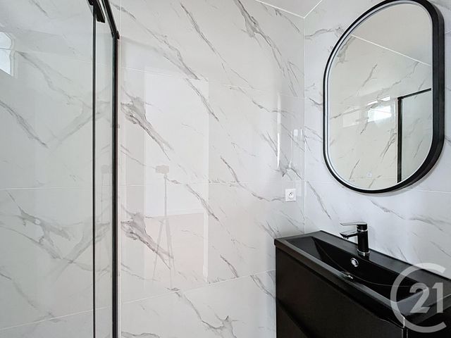 Maison &agrave; vendre - 5 pi&egrave;ces - 93 m2 - Rueil Malmaison - 92 - ILE-DE-FRANCE