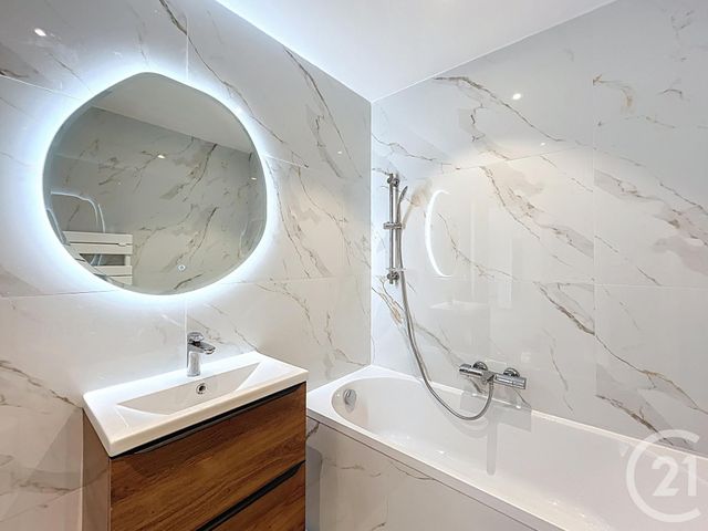 Maison &agrave; vendre - 5 pi&egrave;ces - 93 m2 - Rueil Malmaison - 92 - ILE-DE-FRANCE