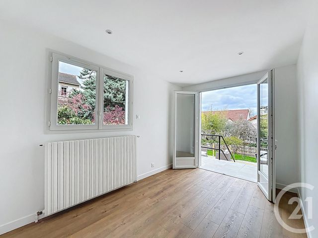 Maison &agrave; vendre - 5 pi&egrave;ces - 93 m2 - Rueil Malmaison - 92 - ILE-DE-FRANCE