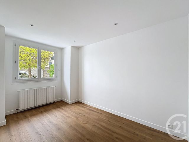 Maison &agrave; vendre - 5 pi&egrave;ces - 93 m2 - Rueil Malmaison - 92 - ILE-DE-FRANCE