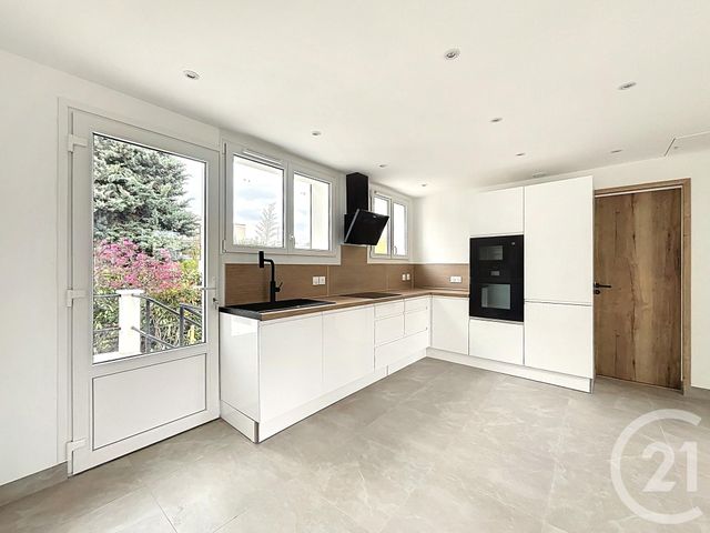 Maison &agrave; vendre - 5 pi&egrave;ces - 93 m2 - Rueil Malmaison - 92 - ILE-DE-FRANCE