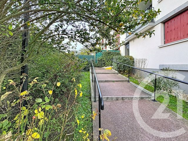 Appartement F2 à louer - 2 pièces - 48,37 m2 - Deuil La Barre - 95 - ILE-DE-FRANCE