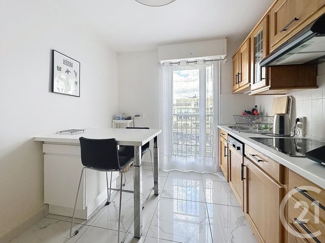 Appartement &agrave; vendre - 4 pi&egrave;ces - 87 m2 - Chatou - 78 - ILE-DE-FRANCE