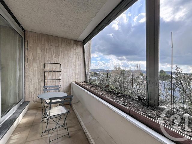 Appartement Studio &agrave; louer - 1 pi&egrave;ce - 25,45 m2 - Chatou - 78 - ILE-DE-FRANCE