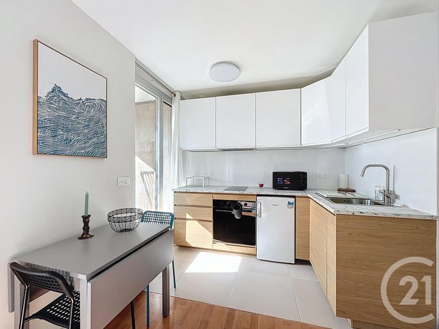 Appartement Studio &agrave; louer - 1 pi&egrave;ce - 25,45 m2 - Chatou - 78 - ILE-DE-FRANCE