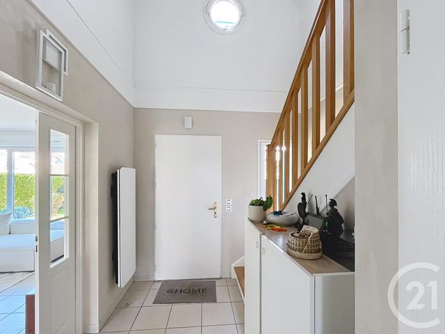 Maison &agrave; louer - 6 pi&egrave;ces - 124,56 m2 - Chatou - 78 - ILE-DE-FRANCE