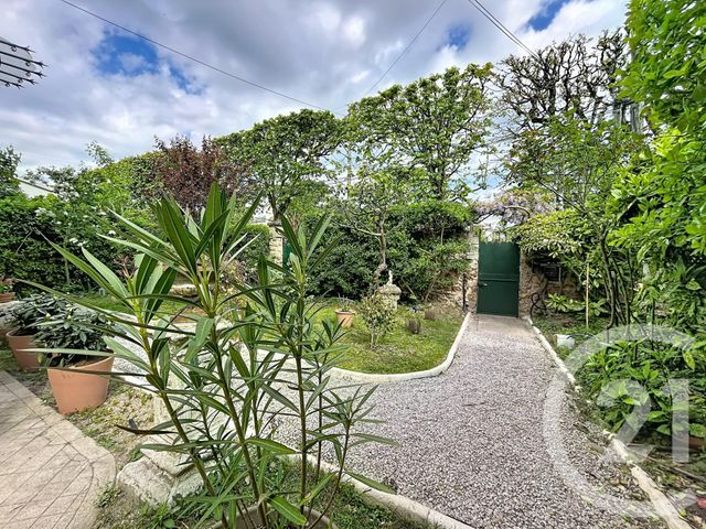 Maison &agrave; louer - 5 pi&egrave;ces - 110,72 m2 - Chatou - 78 - ILE-DE-FRANCE