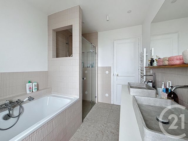 Maison &agrave; louer - 5 pi&egrave;ces - 110,72 m2 - Chatou - 78 - ILE-DE-FRANCE