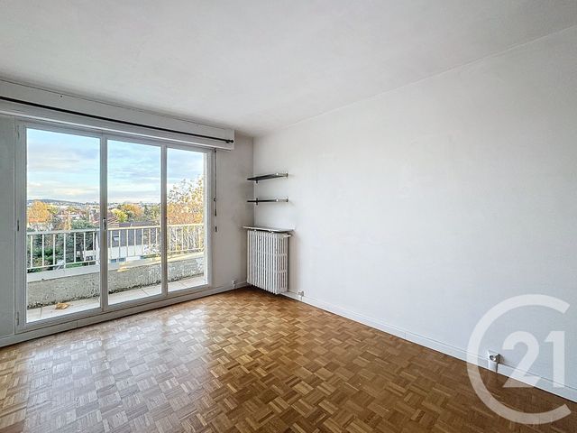Appartement F4 &agrave; louer - 4 pi&egrave;ces - 96,55 m2 - Chatou - 78 - ILE-DE-FRANCE
