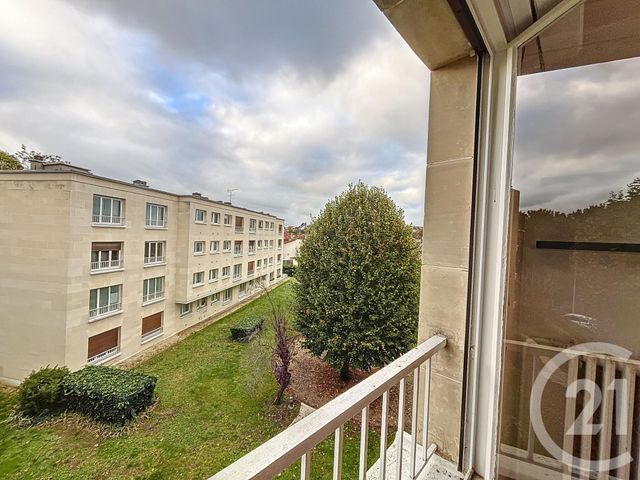 Appartement F4 &agrave; louer - 4 pi&egrave;ces - 96,55 m2 - Chatou - 78 - ILE-DE-FRANCE