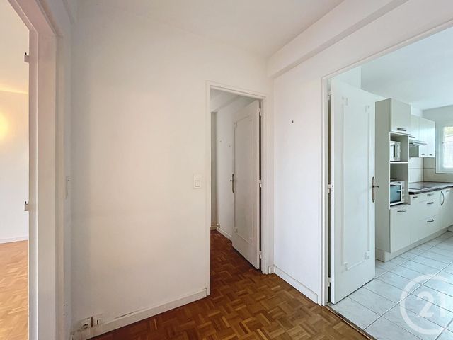 Appartement F4 &agrave; louer - 4 pi&egrave;ces - 96,55 m2 - Chatou - 78 - ILE-DE-FRANCE