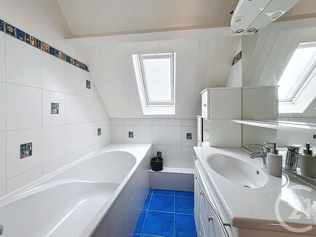 Maison &agrave; louer - 6 pi&egrave;ces - 109,36 m2 - Chatou - 78 - ILE-DE-FRANCE