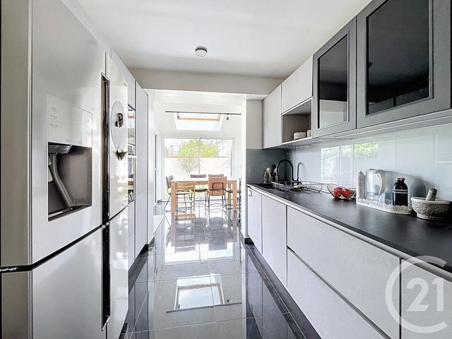 Maison &agrave; louer - 6 pi&egrave;ces - 109,36 m2 - Chatou - 78 - ILE-DE-FRANCE