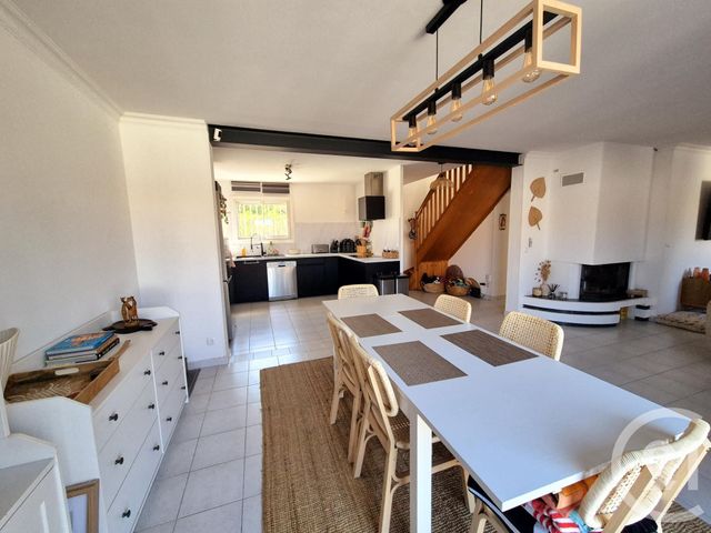 Maison à louer - 4 pièces - 117 m2 - Perpignan - 66 - LANGUEDOC-ROUSSILLON