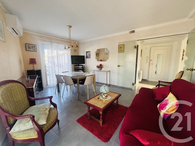 Appartement &agrave; louer - 3 pi&egrave;ces - 61,13 m2 - Perpignan - 66 - LANGUEDOC-ROUSSILLON