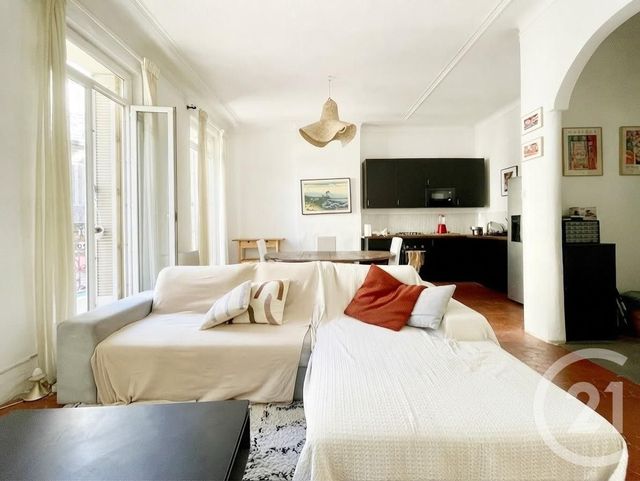 Appartement F3 &agrave; louer - 3 pi&egrave;ces - 72,79 m2 - Marseille - 13006 - PROVENCE-ALPES-COTE-D-AZUR