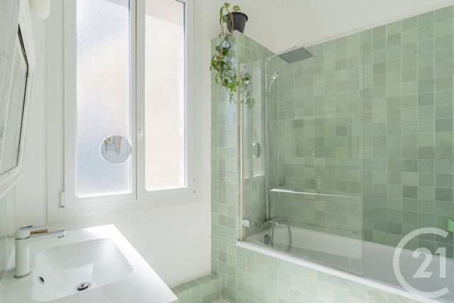 Appartement F3 &agrave; vendre - 3 pi&egrave;ces - 95 m2 - Marseille - 13005 - PROVENCE-ALPES-COTE-D-AZUR