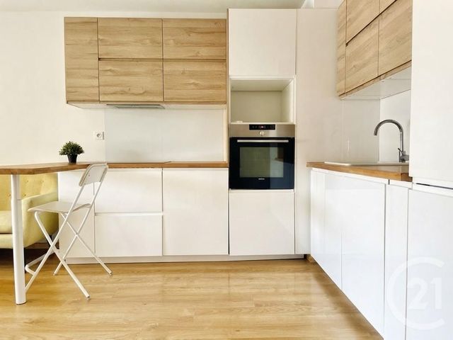 Appartement F2 &agrave; louer - 2 pi&egrave;ces - 38,40 m2 - Marseille - 13005 - PROVENCE-ALPES-COTE-D-AZUR