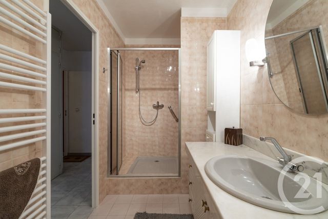 Appartement F4 &agrave; vendre - 4 pi&egrave;ces - 120 m2 - Marseille - 13005 - PROVENCE-ALPES-COTE-D-AZUR