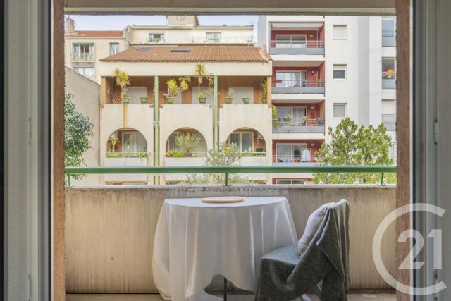 Appartement F4 &agrave; vendre - 4 pi&egrave;ces - 120 m2 - Marseille - 13005 - PROVENCE-ALPES-COTE-D-AZUR