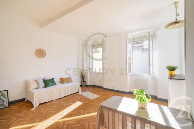 Appartement Studio &agrave; vendre - 1 pi&egrave;ce - 33 m2 - Marseille - 13005 - PROVENCE-ALPES-COTE-D-AZUR