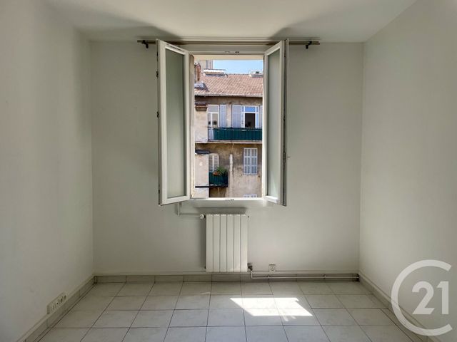 Appartement F3 &agrave; louer - 3 pi&egrave;ces - 48,61 m2 - Marseille - 13001 - PROVENCE-ALPES-COTE-D-AZUR