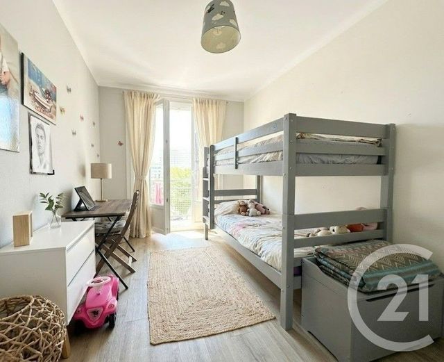 Appartement F4 &agrave; vendre - 4 pi&egrave;ces - 66 m2 - Marseille - 13005 - PROVENCE-ALPES-COTE-D-AZUR