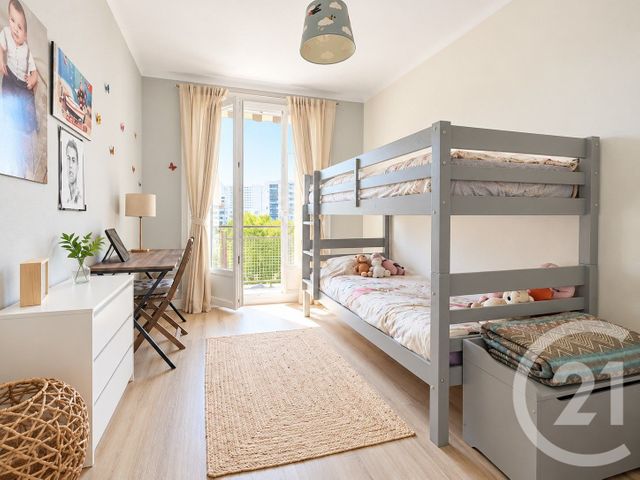 Appartement F4 &agrave; vendre - 4 pi&egrave;ces - 66 m2 - Marseille - 13005 - PROVENCE-ALPES-COTE-D-AZUR