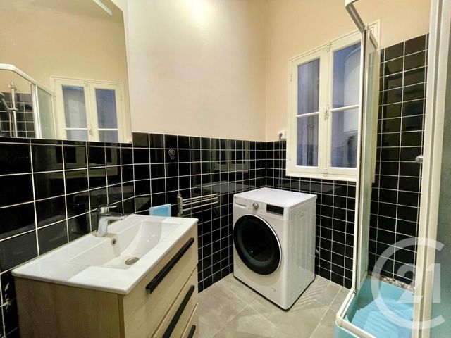 Appartement F3 &agrave; louer - 3 pi&egrave;ces - 62,45 m2 - Marseille - 13005 - PROVENCE-ALPES-COTE-D-AZUR