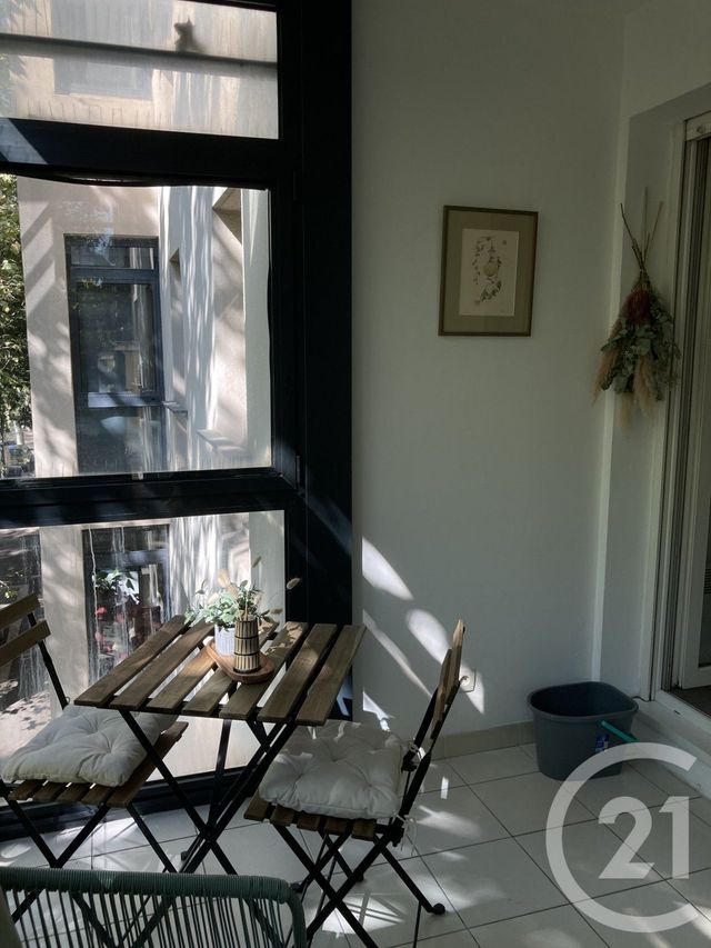 Appartement F2 &agrave; louer - 2 pi&egrave;ces - 52,25 m2 - Marseille - 13005 - PROVENCE-ALPES-COTE-D-AZUR