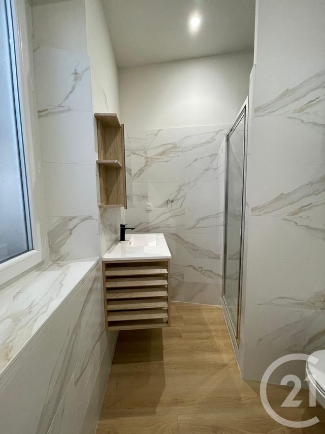 Appartement T2 &agrave; louer - 2 pi&egrave;ces - 30,04 m2 - Marseille - 13006 - PROVENCE-ALPES-COTE-D-AZUR