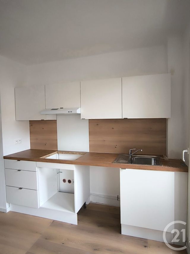 Appartement F3 &agrave; louer - 3 pi&egrave;ces - 48,51 m2 - Marseille - 13005 - PROVENCE-ALPES-COTE-D-AZUR