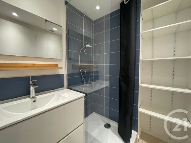 Appartement F3 &agrave; louer - 3 pi&egrave;ces - 48,51 m2 - Marseille - 13005 - PROVENCE-ALPES-COTE-D-AZUR