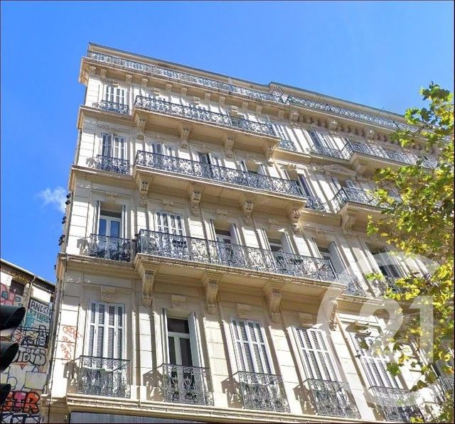 Appartement F5 &agrave; louer - 5 pi&egrave;ces - 96,62 m2 - Marseille - 13006 - PROVENCE-ALPES-COTE-D-AZUR