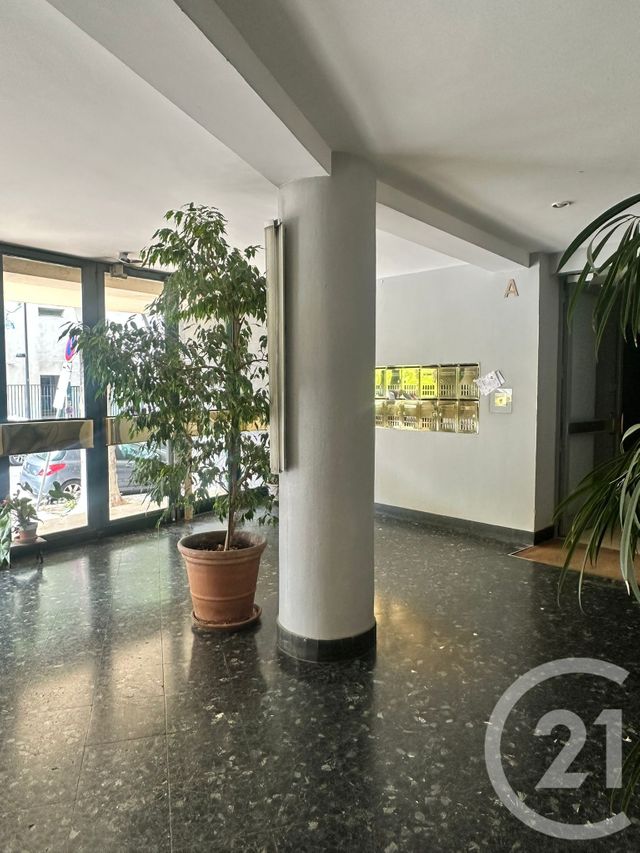 Appartement F3 &agrave; vendre - 3 pi&egrave;ces - 55 m2 - Marseille - 13005 - PROVENCE-ALPES-COTE-D-AZUR