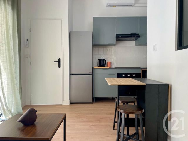 Appartement F2 &agrave; louer - 2 pi&egrave;ces - 27 m2 - Marseille - 13005 - PROVENCE-ALPES-COTE-D-AZUR