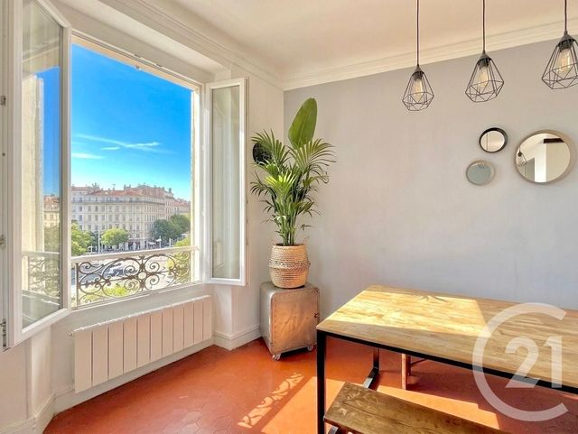 Appartement F5 &agrave; vendre - 5 pi&egrave;ces - 145 m2 - Marseille - 13005 - PROVENCE-ALPES-COTE-D-AZUR