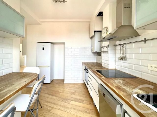 Appartement F4 &agrave; louer - 4 pi&egrave;ces - 92,42 m2 - Marseille - 13005 - PROVENCE-ALPES-COTE-D-AZUR