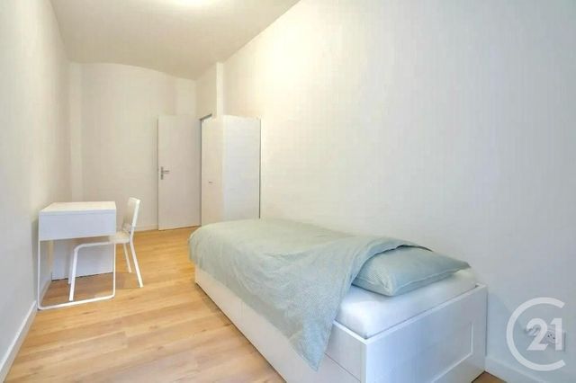 Appartement F4 &agrave; louer - 4 pi&egrave;ces - 62 m2 - Marseille - 13005 - PROVENCE-ALPES-COTE-D-AZUR