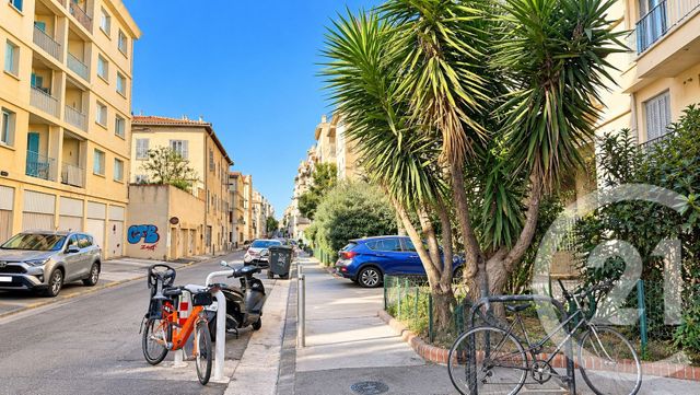 Appartement Studio &agrave; vendre - 1 pi&egrave;ce - 35,30 m2 - Marseille - 13005 - PROVENCE-ALPES-COTE-D-AZUR