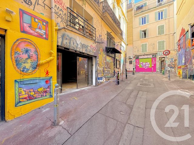Appartement Local &agrave; vendre - 1 pi&egrave;ce - 26 m2 - Marseille - 13006 - PROVENCE-ALPES-COTE-D-AZUR
