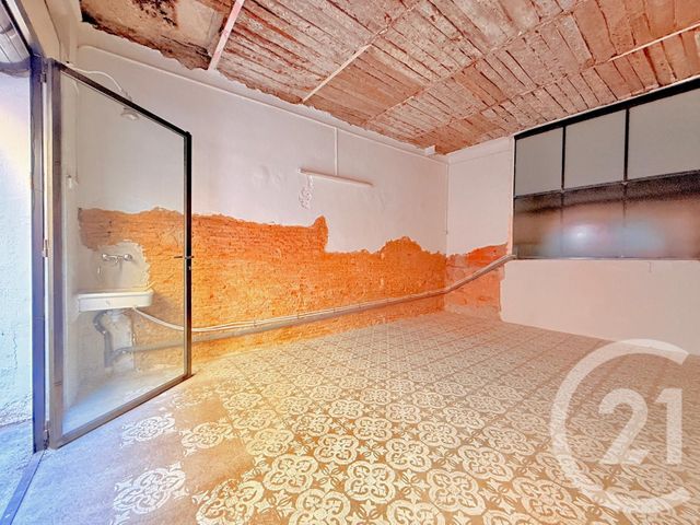 Appartement Local &agrave; vendre - 1 pi&egrave;ce - 26 m2 - Marseille - 13006 - PROVENCE-ALPES-COTE-D-AZUR