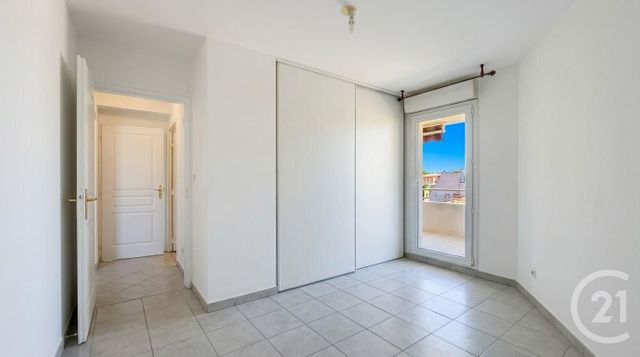 Appartement F3 &agrave; louer - 3 pi&egrave;ces - 55,15 m2 - Marseille - 13004 - PROVENCE-ALPES-COTE-D-AZUR