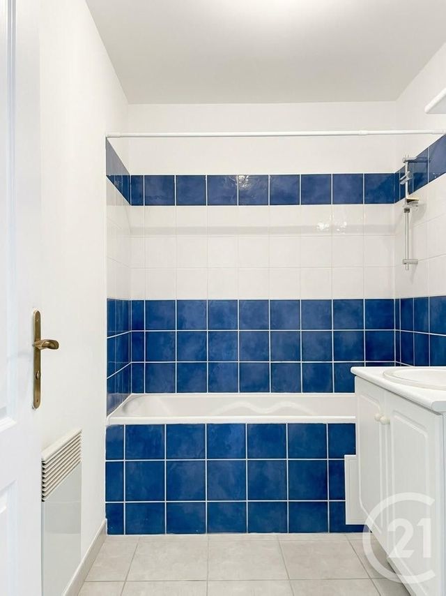 Appartement F3 &agrave; louer - 3 pi&egrave;ces - 55,15 m2 - Marseille - 13004 - PROVENCE-ALPES-COTE-D-AZUR