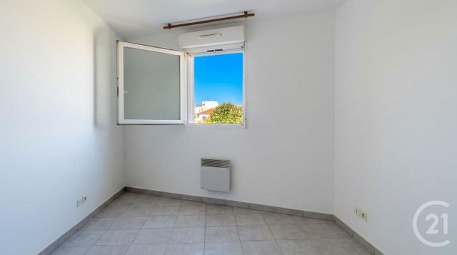 Appartement F3 &agrave; louer - 3 pi&egrave;ces - 55,15 m2 - Marseille - 13004 - PROVENCE-ALPES-COTE-D-AZUR