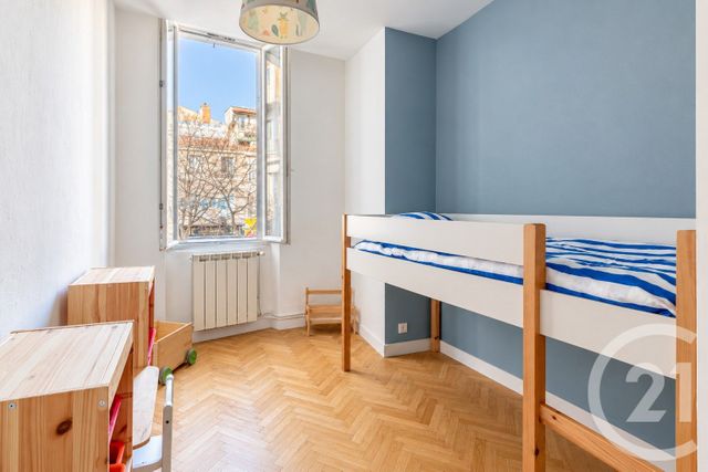 Appartement F4 &agrave; louer - 4 pi&egrave;ces - 97,44 m2 - Marseille - 13006 - PROVENCE-ALPES-COTE-D-AZUR