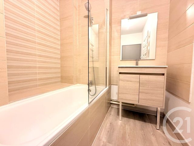 Appartement F4 &agrave; vendre - 5 pi&egrave;ces - 98,40 m2 - Amplepuis - 69 - RHONE-ALPES