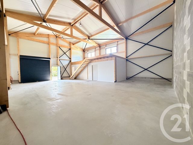 Local commercial à louer - 180.0 m2 - 69 - Rhone