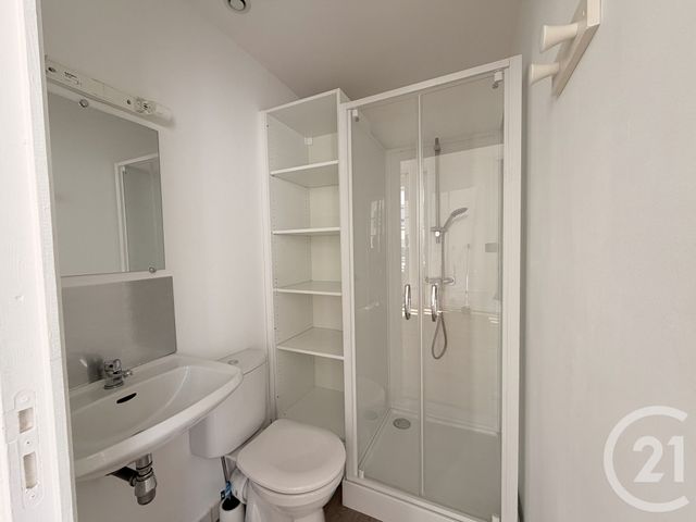 Appartement F1 &agrave; louer - 1 pi&egrave;ce - 27,87 m2 - Tarare - 69 - RHONE-ALPES